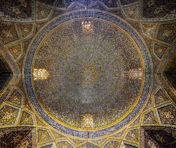 Photograph Mohammadreza Domiriganji Seyyed Mosque on One Eyeland